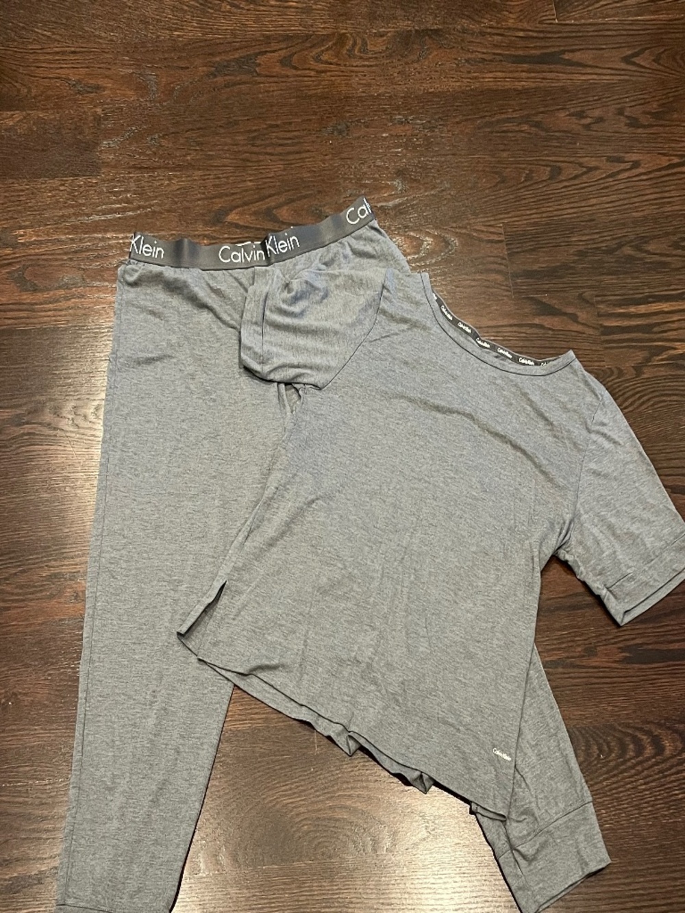 Calvin Klein 2-Piece Crew Neck Gray Loungewear Set L